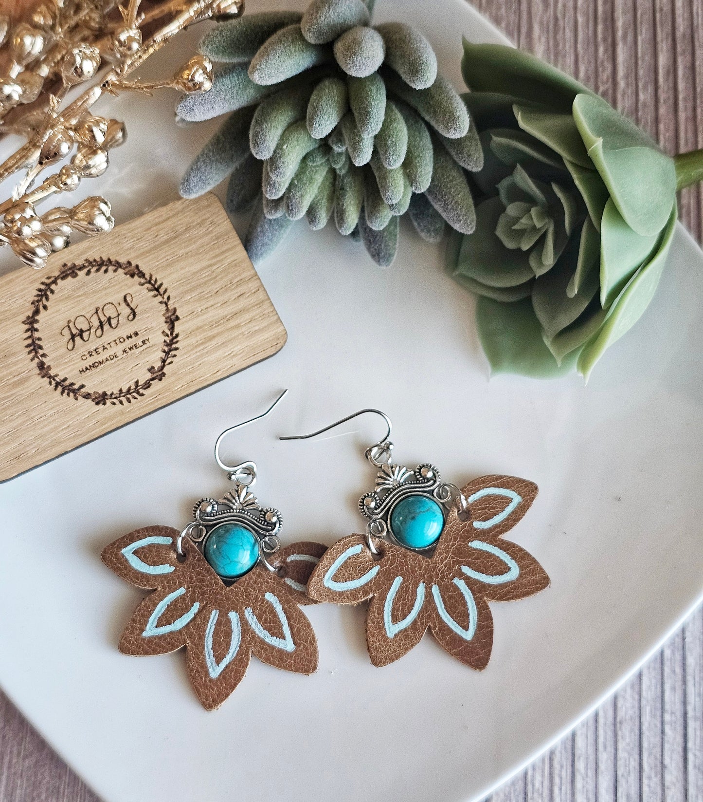 Embossed petals