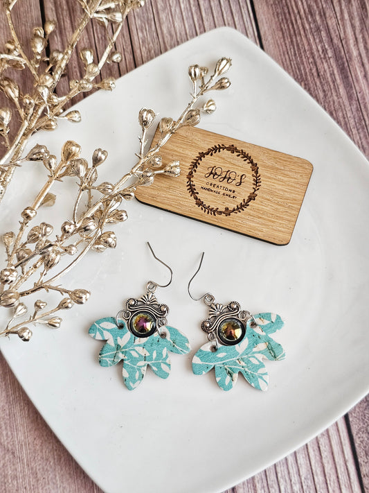 Turquoise Vine Petals