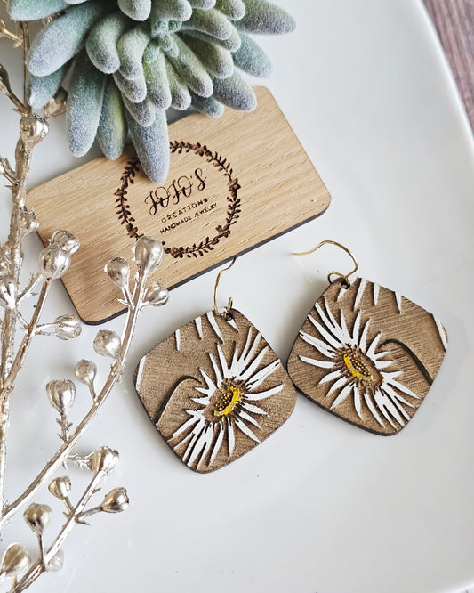 Painted Daisy (Wood)