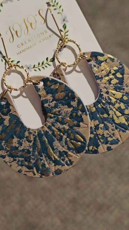 Ray of sunshine embossed Earrings